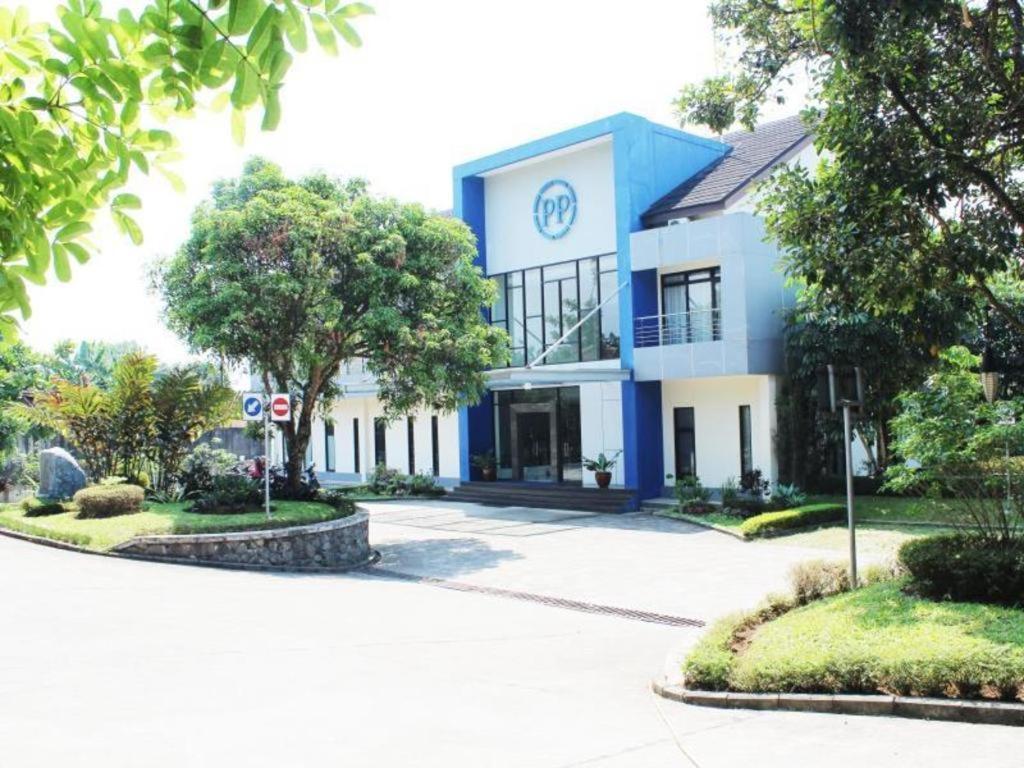 Pp University Cisarua Exterior foto